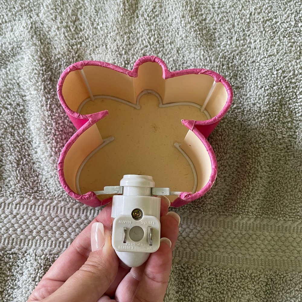 Vintage Lilly Pulitzer nightlight. - Picture 2 of 3